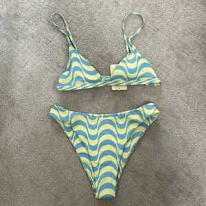 aurelle 2 piece bathing suit set, size medium